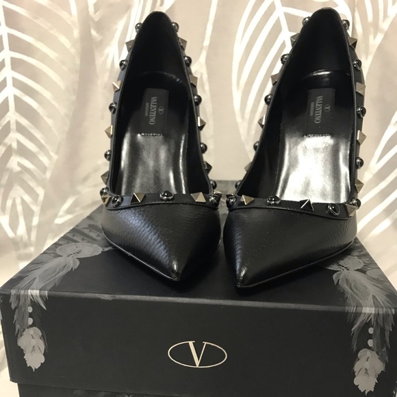 Valentino Garavani Shoes - Picture 2 of 5